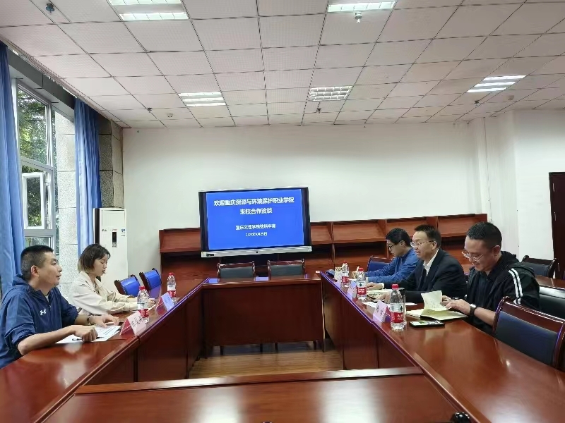 KIWT_1695868311855087639.jpg 2.jpg